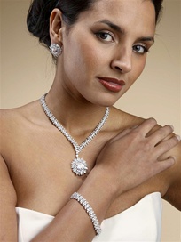 �L���[�r�b�N�W���R�j�A�̃l�b�N���X