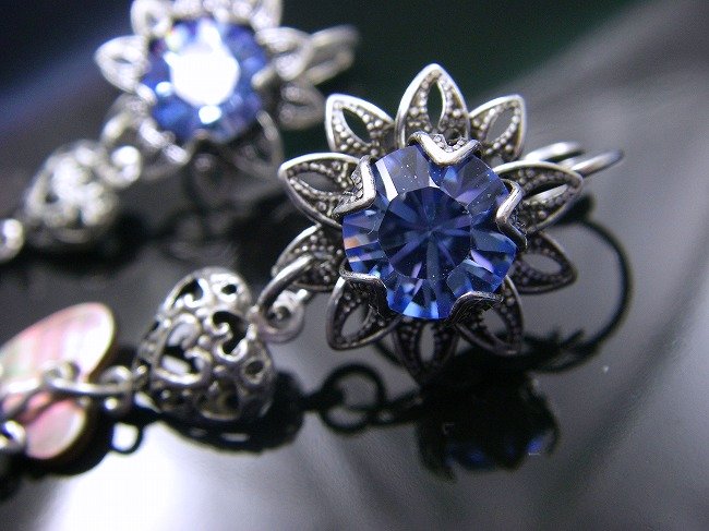 �t�����X�E�A�N�Z�T���[