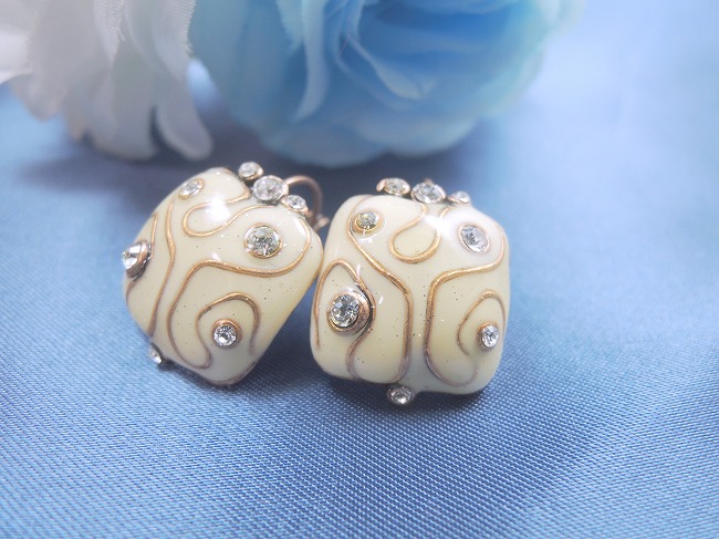 �t�����X�E�A�N�Z�T���[