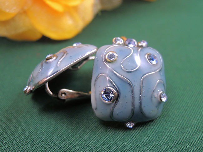 �t�����X�E�A�N�Z�T���[