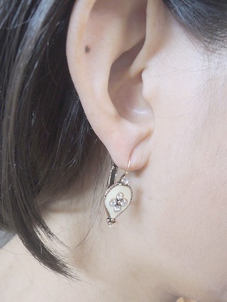 �t�����X�E�A�N�Z�T���[