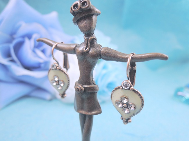 �t�����X�E�A�N�Z�T���[