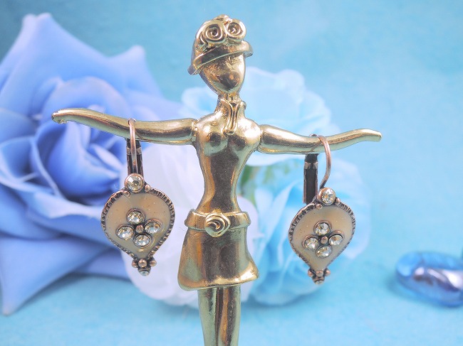 �t�����X�E�A�N�Z�T���[