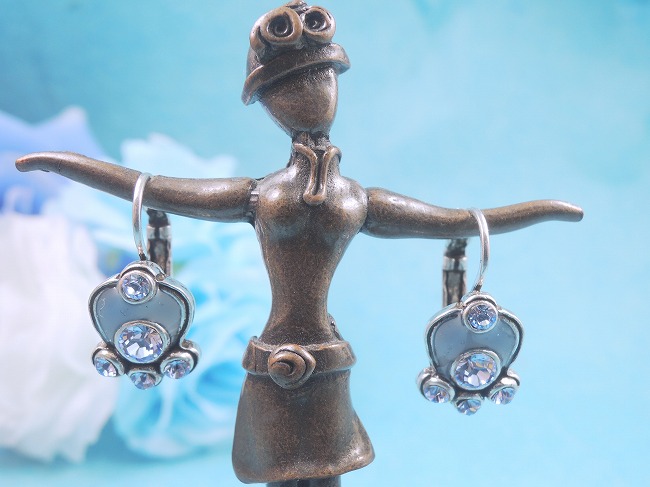 �t�����X�E�A�N�Z�T���[