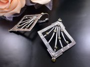 �t�����X�̃A�N�Z�T���[�@TARATATA�i�^���^�^�j�@�s�A�X�iA216�j