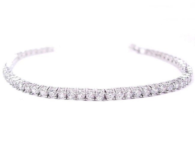 CZ�@�L���[�r�b�N�W���R�j�A�@�e�j�X�u���X���b�g