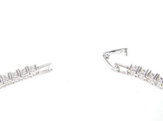 CZ�@�L���[�r�b�N�W���R�j�A�@�e�j�X�u���X���b�g