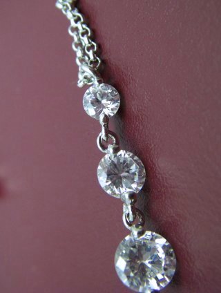 CZ�@�L���[�r�b�N�W���R�j�A�@�y���_���g�@�O�A�@�g�����W�[