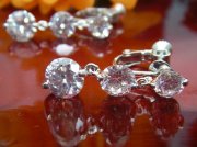 CZ�@�L���[�r�b�N�W���R�j�A�@�C�������O