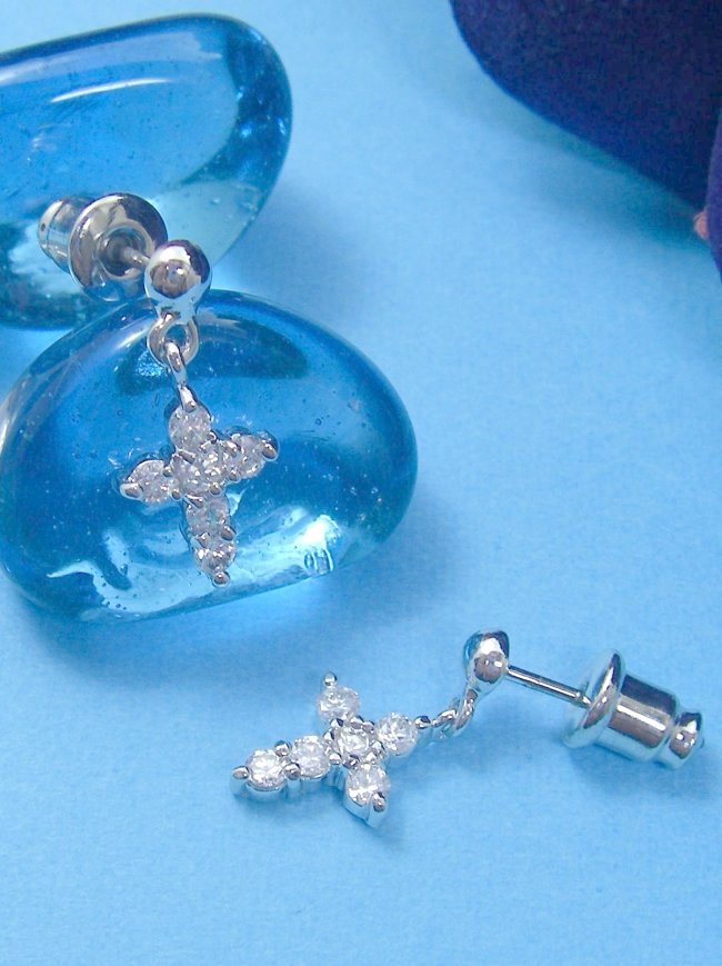 CZ�@�L���[�r�b�N�W���R�j�A�@�s�A�X�@�N���X