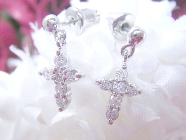 CZ�@�L���[�r�b�N�W���R�j�A�@�s�A�X�@�N���X