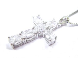 CZ�@�L���[�r�b�N�W���R�j�A�@�y���_���g�@�N���X