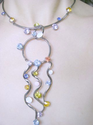 �X�����t�X�L�[�E���C���X�g�[���̃l�b�N���X