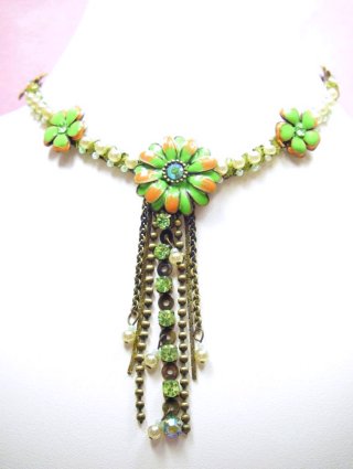 �X�����t�X�L�[�E���C���X�g�[���ƃr�[�Y�̃l�b�N���X