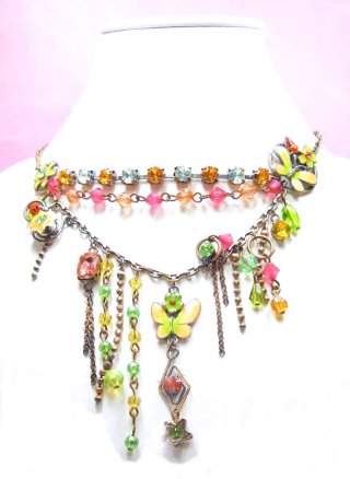 �X�����t�X�L�[�E���C���X�g�[���ƃr�[�Y�̃l�b�N���X