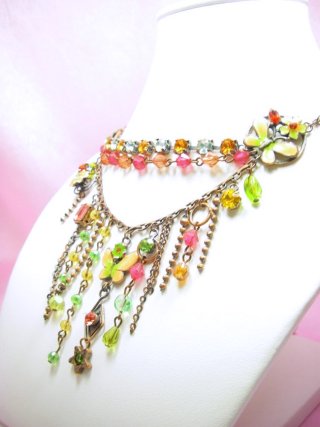 �X�����t�X�L�[�E���C���X�g�[���ƃr�[�Y�̃l�b�N���X