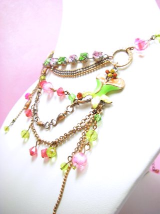 �X�����t�X�L�[�E���C���X�g�[���ƃr�[�Y�̃l�b�N���X