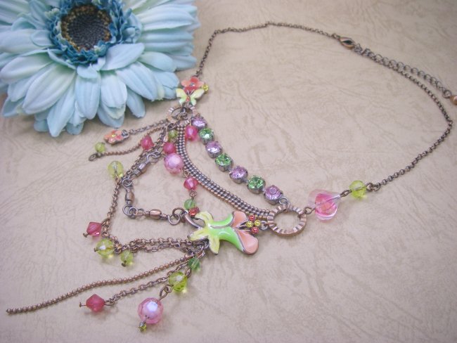 �X�����t�X�L�[�E���C���X�g�[���ƃr�[�Y�̃l�b�N���X