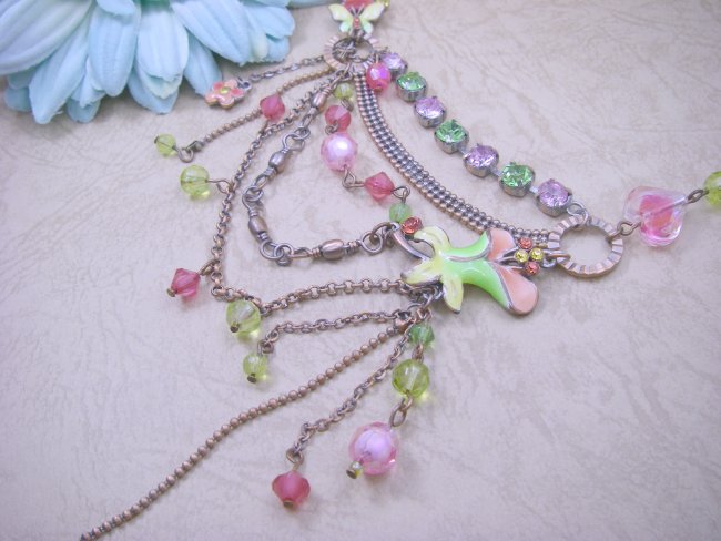 �X�����t�X�L�[�E���C���X�g�[���ƃr�[�Y�̃l�b�N���X