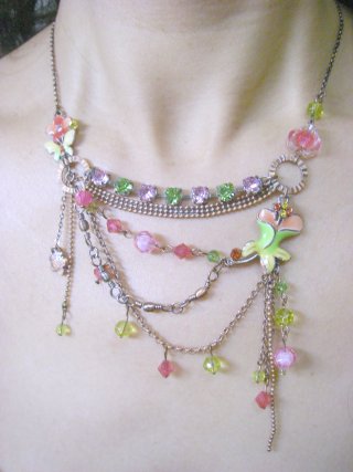 �X�����t�X�L�[�E���C���X�g�[���ƃr�[�Y�̃l�b�N���X