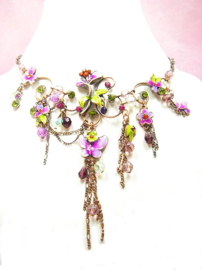 �X�����t�X�L�[�E���C���X�g�[���ƃr�[�Y�̃l�b�N���X