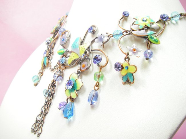 �X�����t�X�L�[�E���C���X�g�[���ƃr�[�Y�̃l�b�N���X