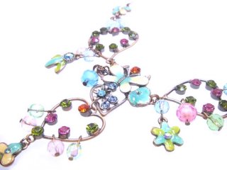 �X�����t�X�L�[�E���C���X�g�[���ƃr�[�Y�̃l�b�N���X