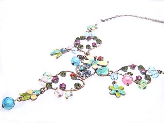 �X�����t�X�L�[�E���C���X�g�[���ƃr�[�Y�̃l�b�N���X