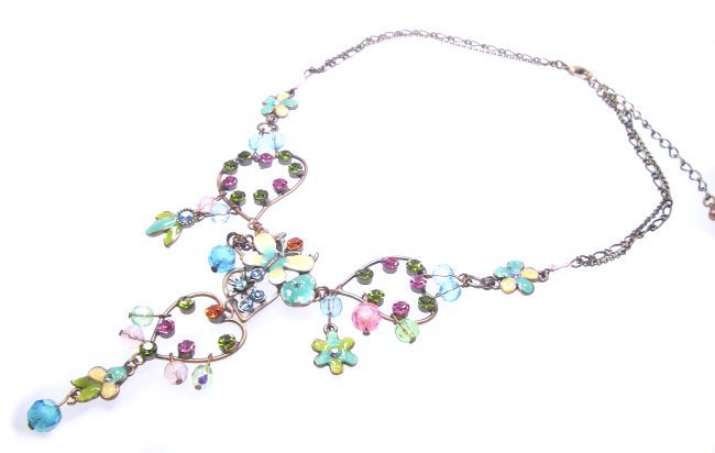 �X�����t�X�L�[�E���C���X�g�[���ƃr�[�Y�̃l�b�N���X