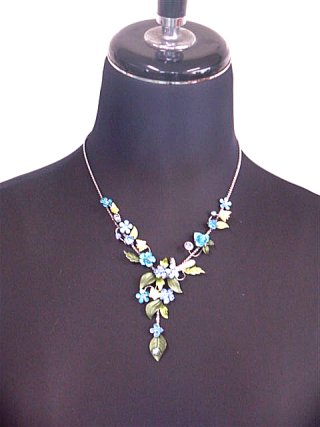 �X�����t�X�L�[�E���C���X�g�[���̃l�b�N���X