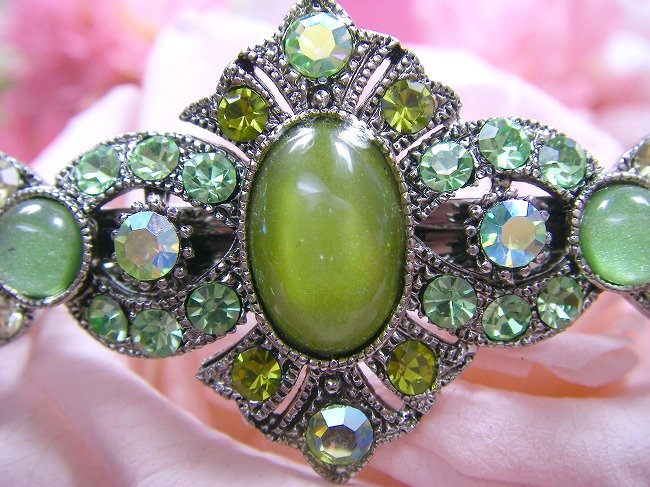 �w�A�A�N�Z�T���[�@�w�A�o���b�^