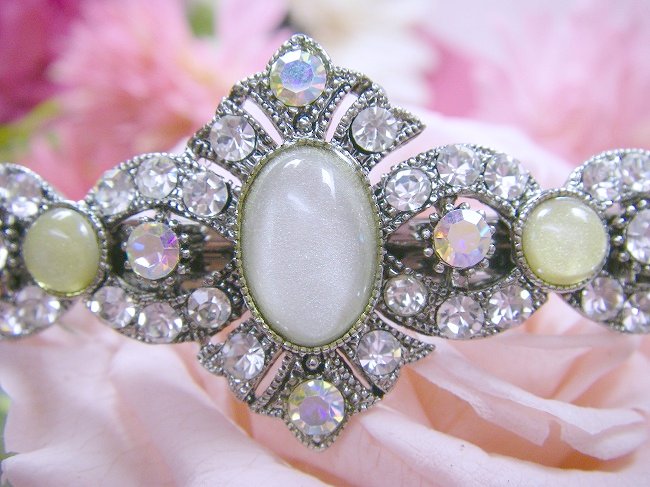 �w�A�A�N�Z�T���[�@�w�A�o���b�^