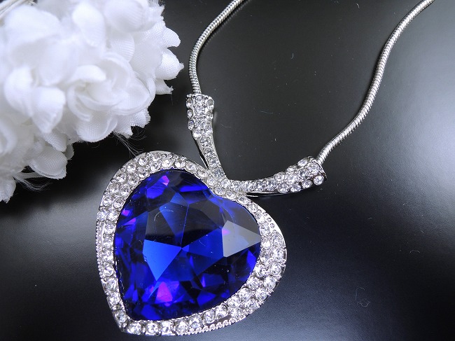 �X�����t�X�L�[�E���C���X�g�[���@�y���_���g