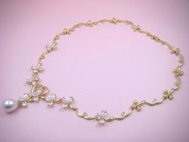 �}�W�����J�p�[���@�L���[�r�b�N�W���R�j�A�@�l�b�N���X