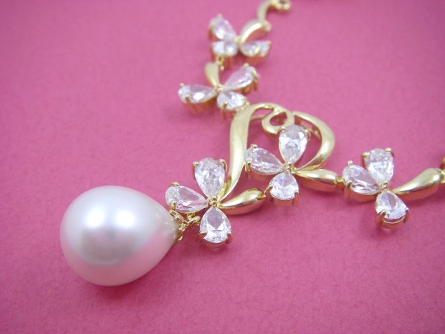 �}�W�����J�p�[���@�L���[�r�b�N�W���R�j�A�@�l�b�N���X