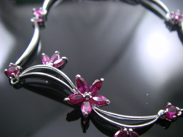 �u���X���b�g�@