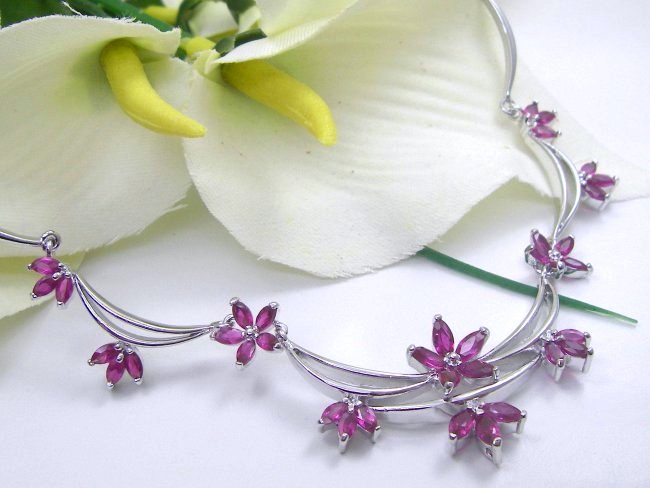 ルビー シンセテックストーン ネックレス