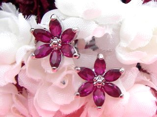 ルビー シンセテックストーン ピアス