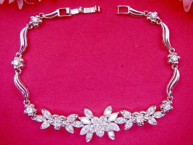 �u���X���b�g