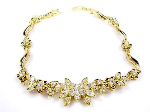 �L���[�r�b�N�W���R�j�A�@�u���X���b�g