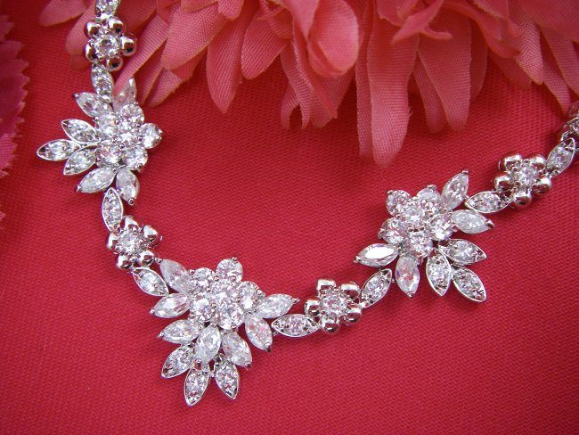 �l�b�N���X