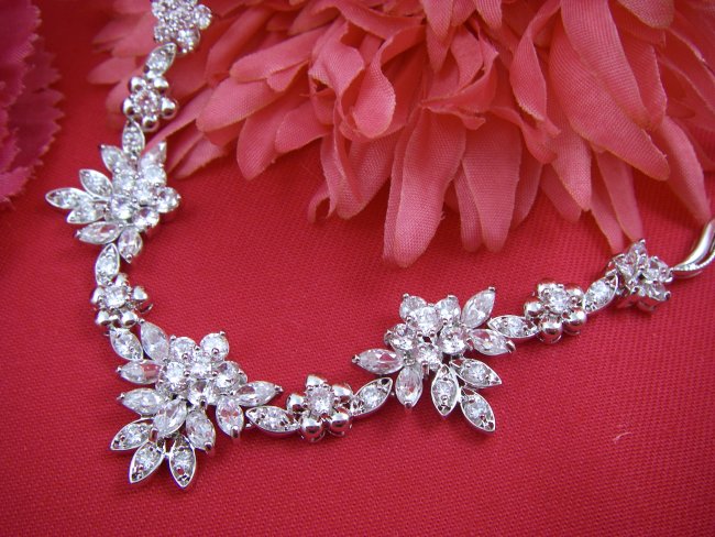 �l�b�N���X