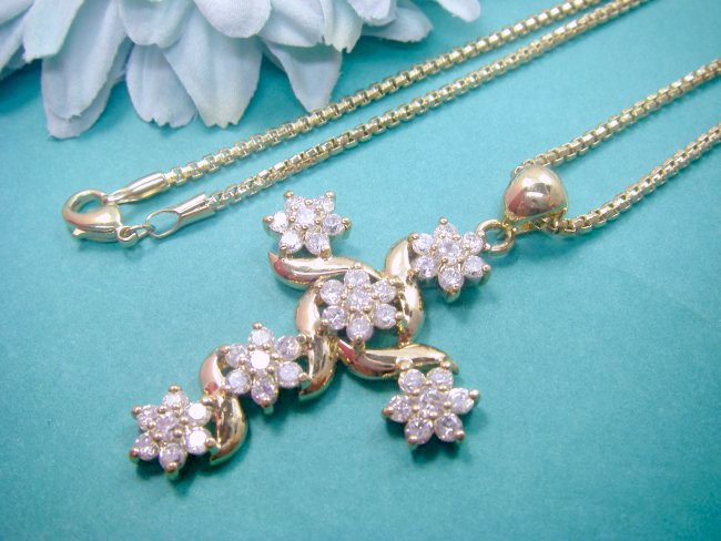 �L���[�r�b�N�W���R�j�A�@�N���X�i�\���ˁj�̃y���_���g