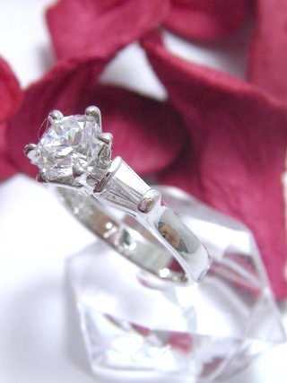 CZ�A�N�Z�T���[�@�L���[�r�b�N�W���R�j�A�@�����O�i�w�ցj