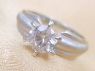 �L���[�r�b�N�W���R�j�A�@�����O