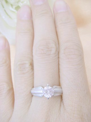 �L���[�r�b�N�W���R�j�A�@�����O