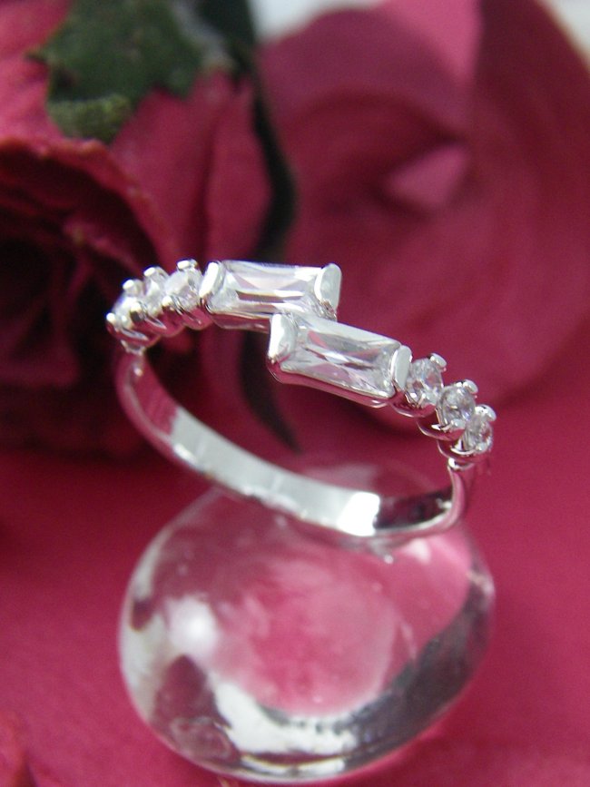 �L���[�r�b�N�W���R�j�A�@�����O