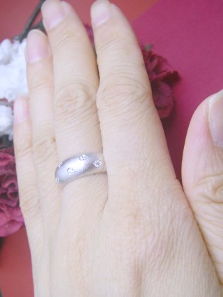 �h�b�g�E�����O