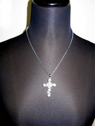 �L���[�r�b�N�W���R�j�A�ƃp�[���̃y���_���g