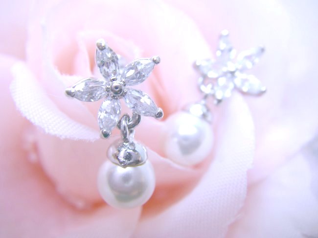 �L���[�r�b�N�W���R�j�A�ƃp�[���̃C�������O